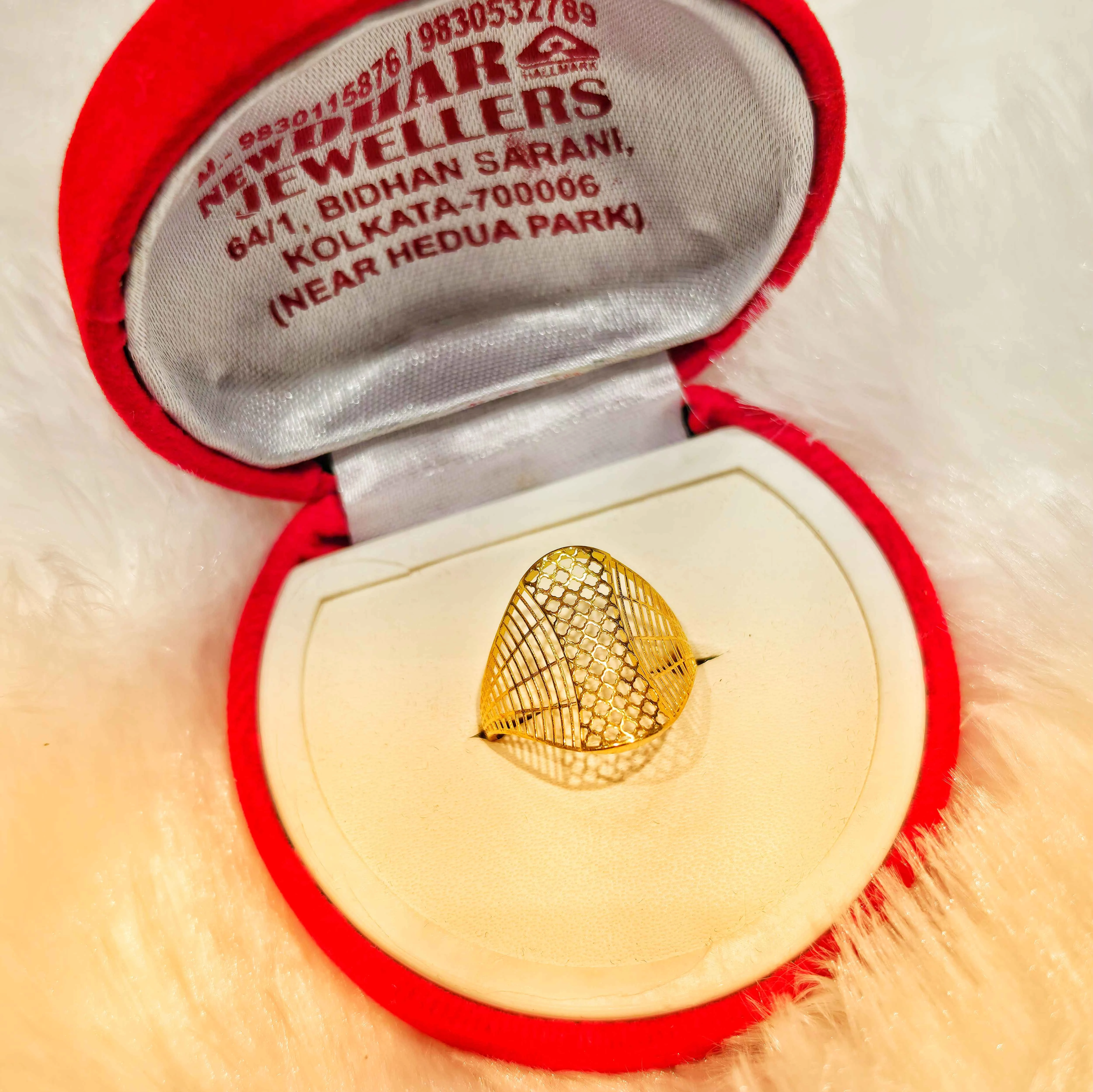 9KT RINGS