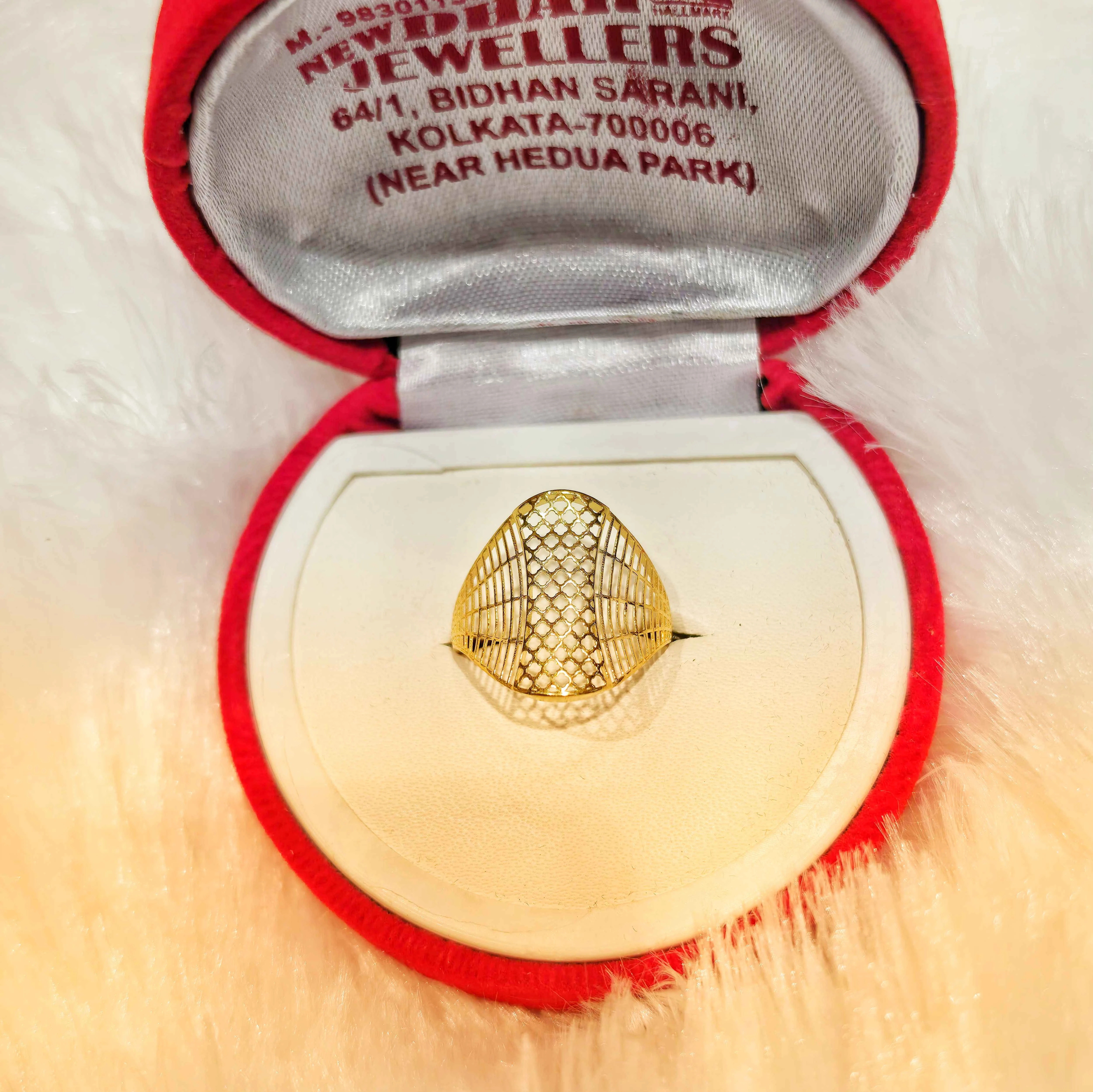 9KT RINGS