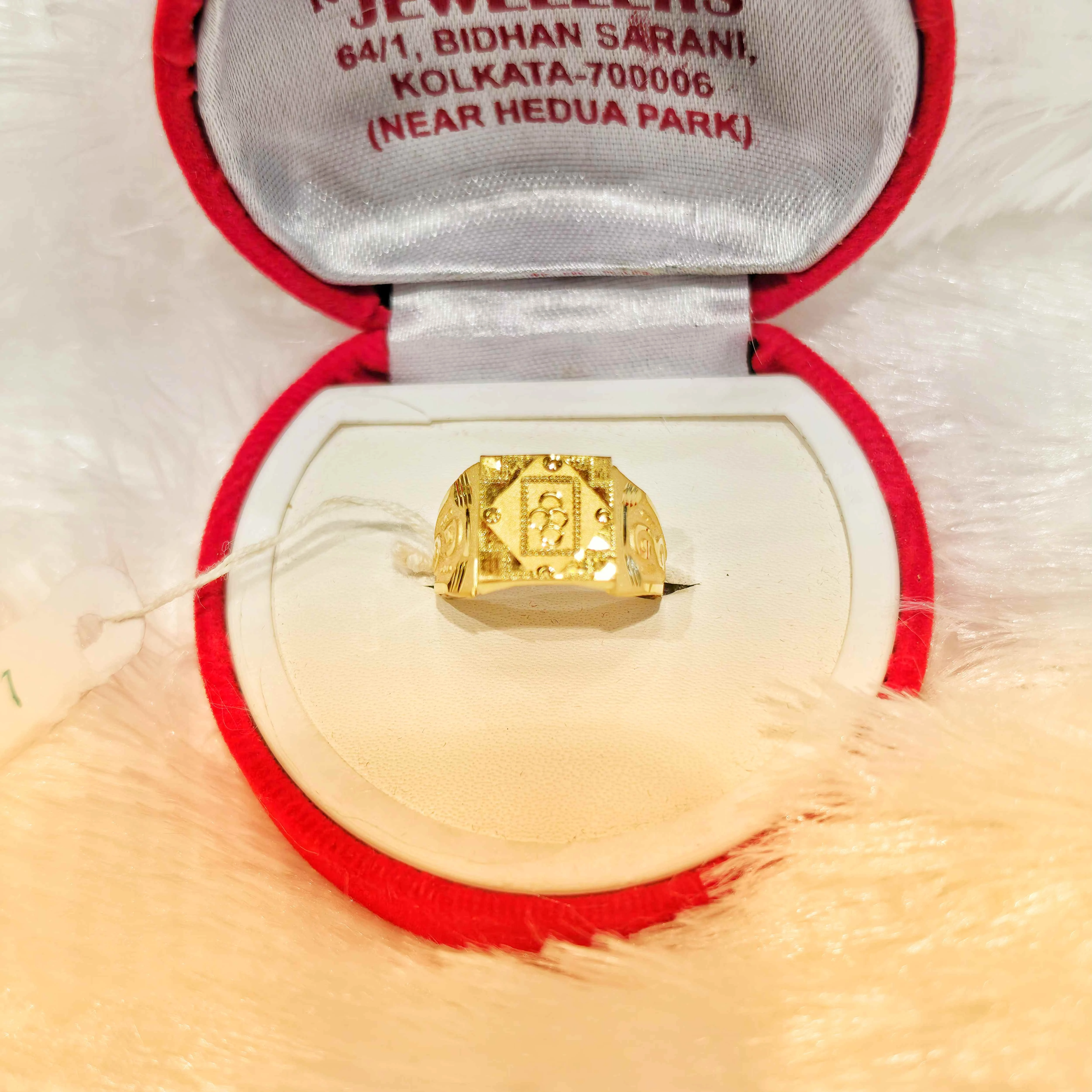 9KT RINGS